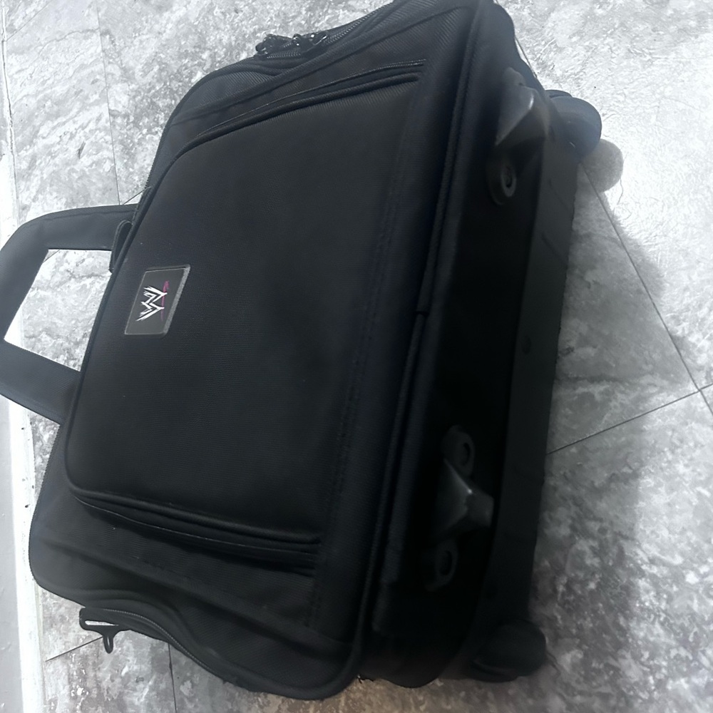 WWE Black suitcase Backpack with Logo Patchfor laptop 17 inch  suitcase - Picture 7 of 11